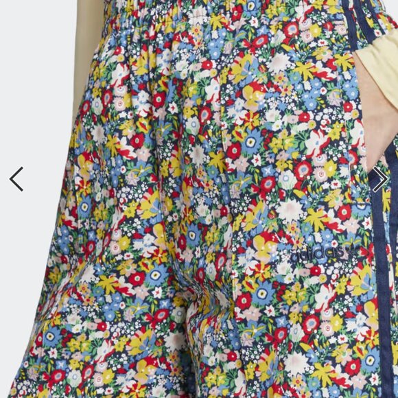 adidas Originals x Liberty London wide leg track pants in floral print - Picture 3 of 4